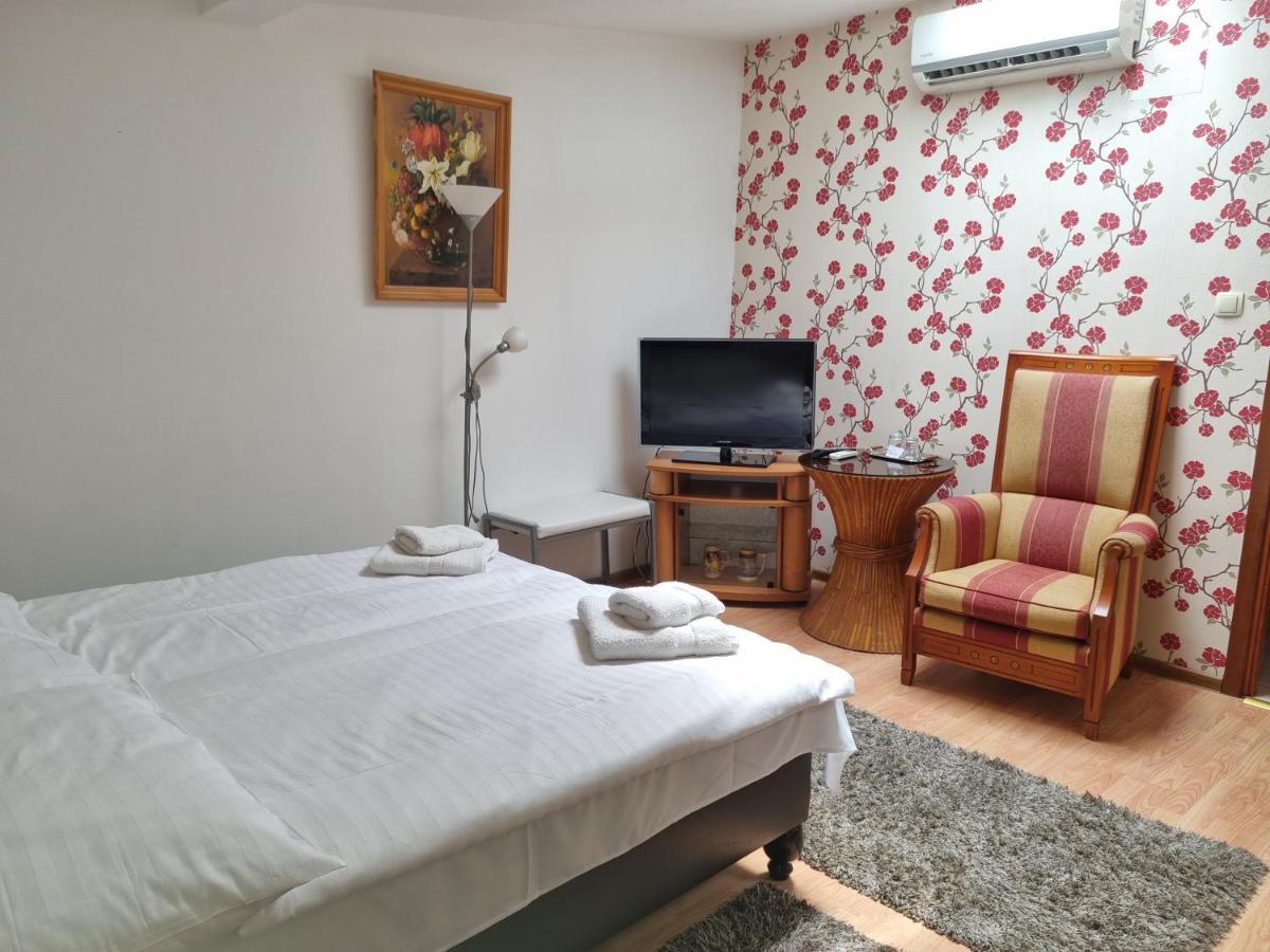 Bastya Wellness Hotel - Nyírbátor Екстериор снимка