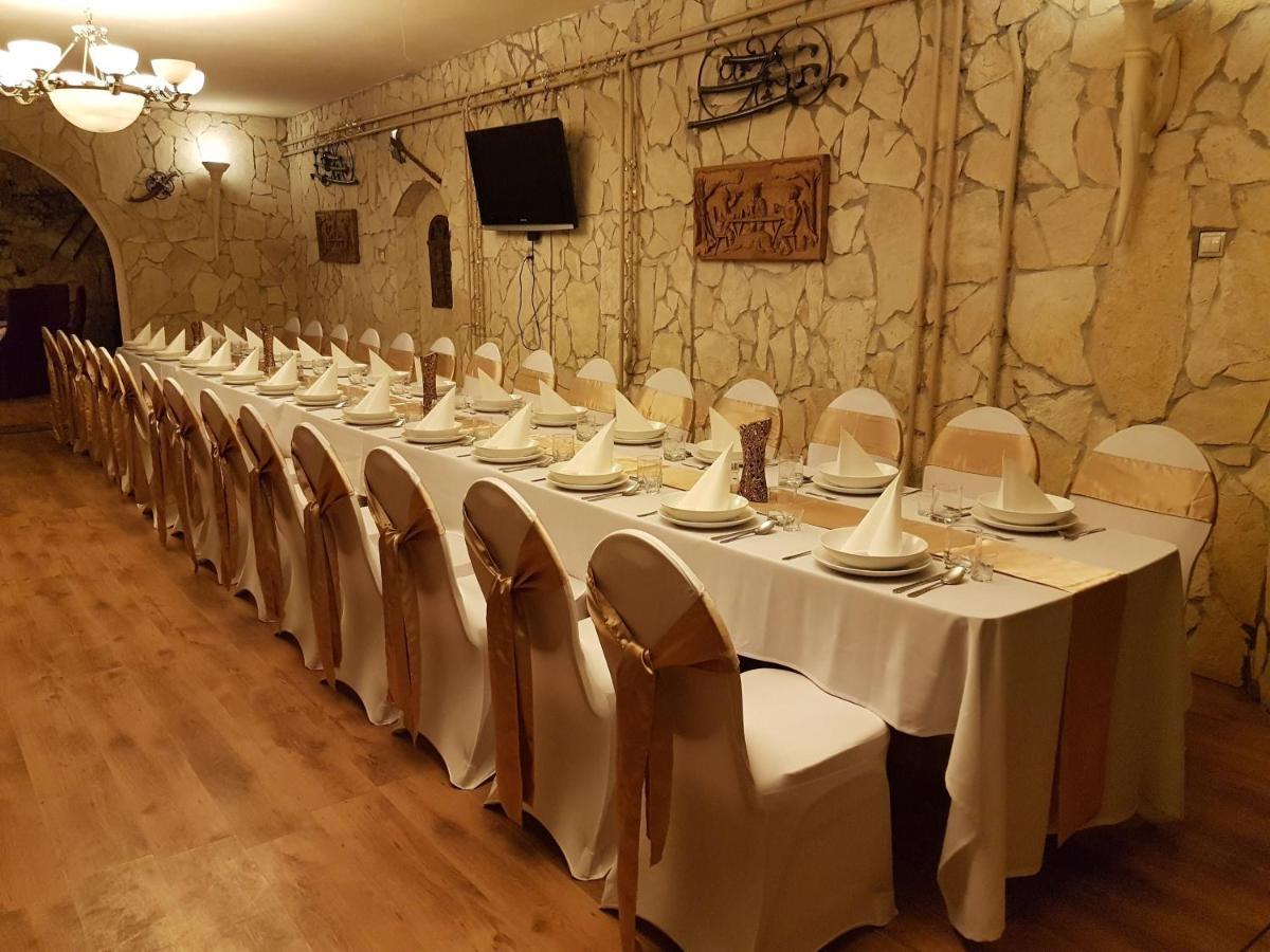 Bastya Wellness Hotel - Nyírbátor Екстериор снимка