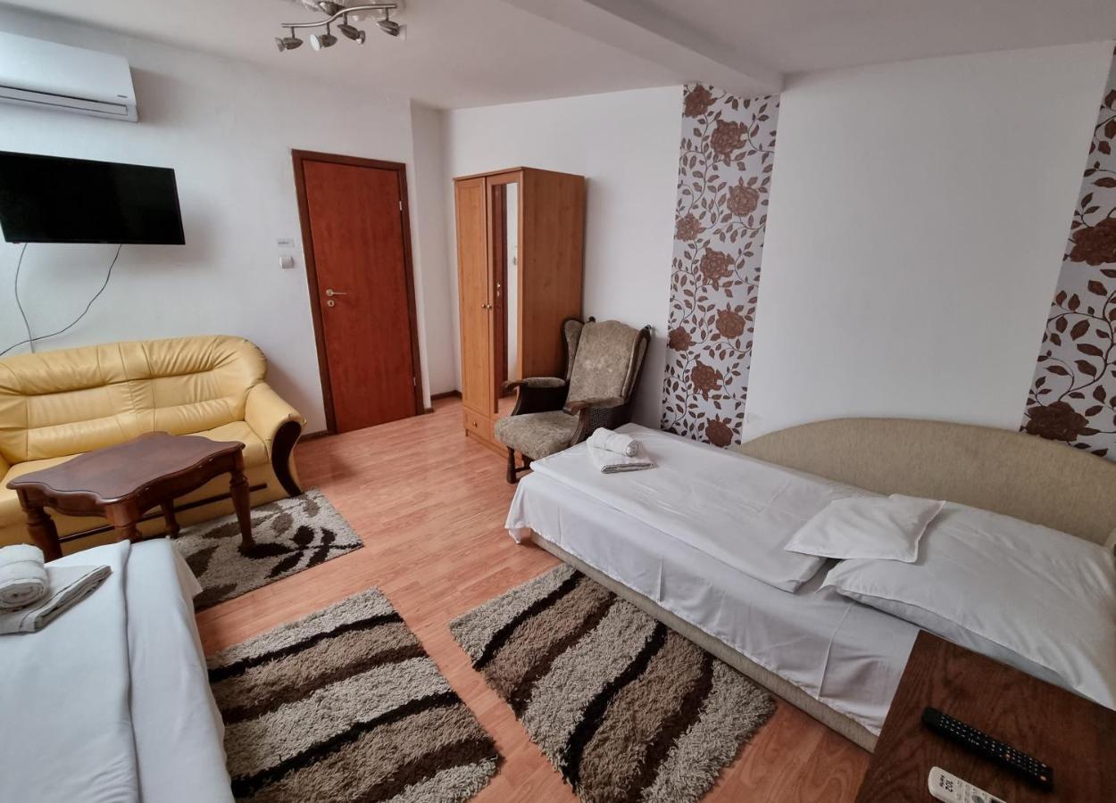 Bastya Wellness Hotel - Nyírbátor Екстериор снимка